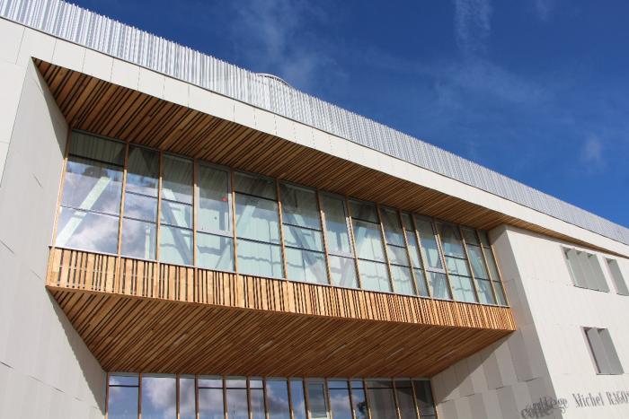 Collège à Saint Hilaire de Loulay Arcadial Production charpentier fabricant de bâtiments ossature bois