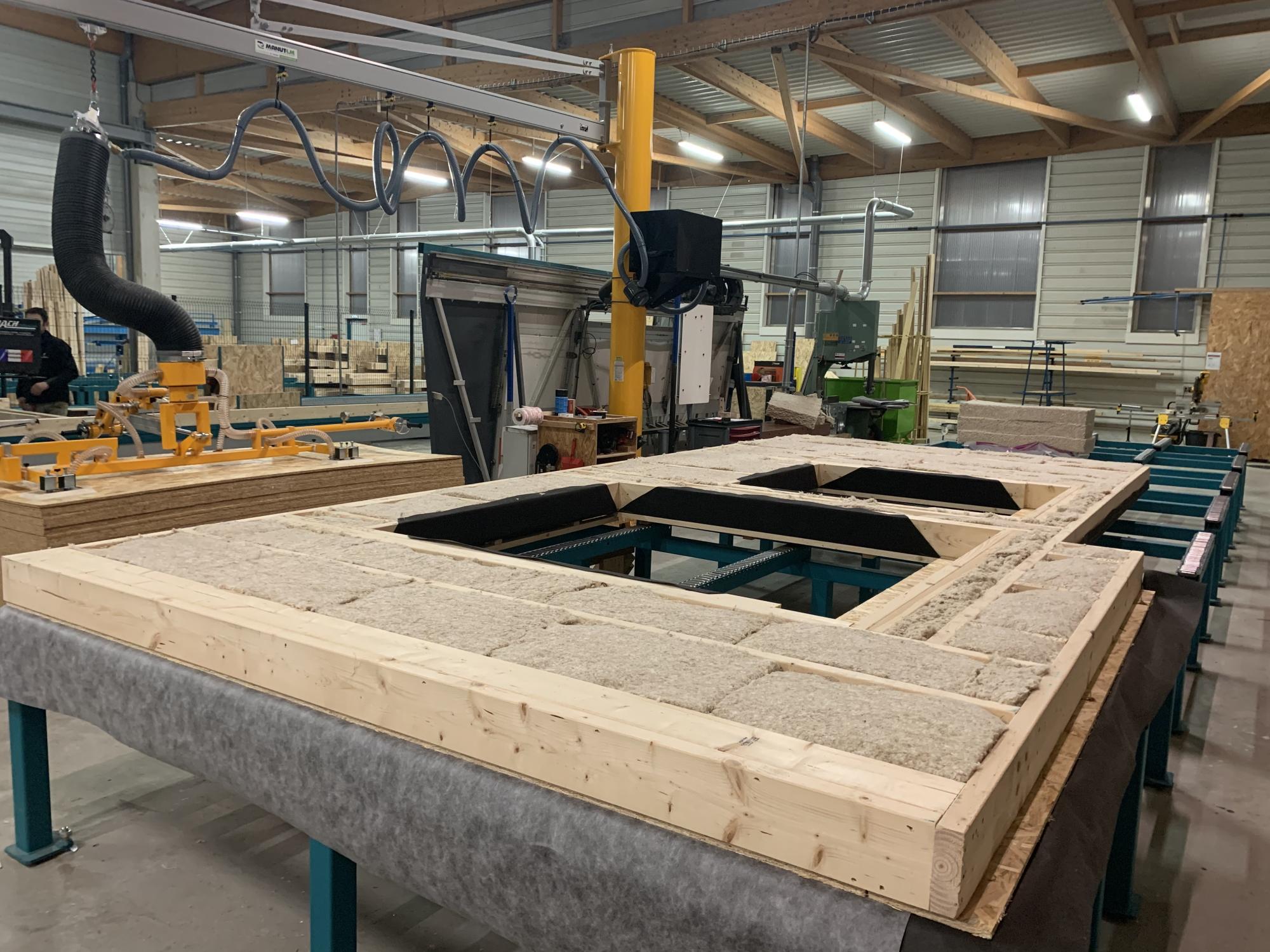 Assemblage ossature bois ARCADIAL PRODUCTION charpentier fabricant de bâtiments ossature bois